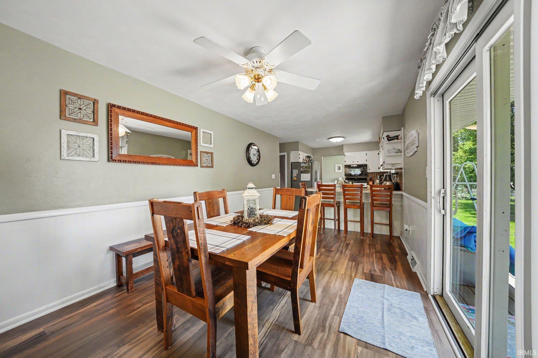 515 Sunset Lane Middlebury IN 46540