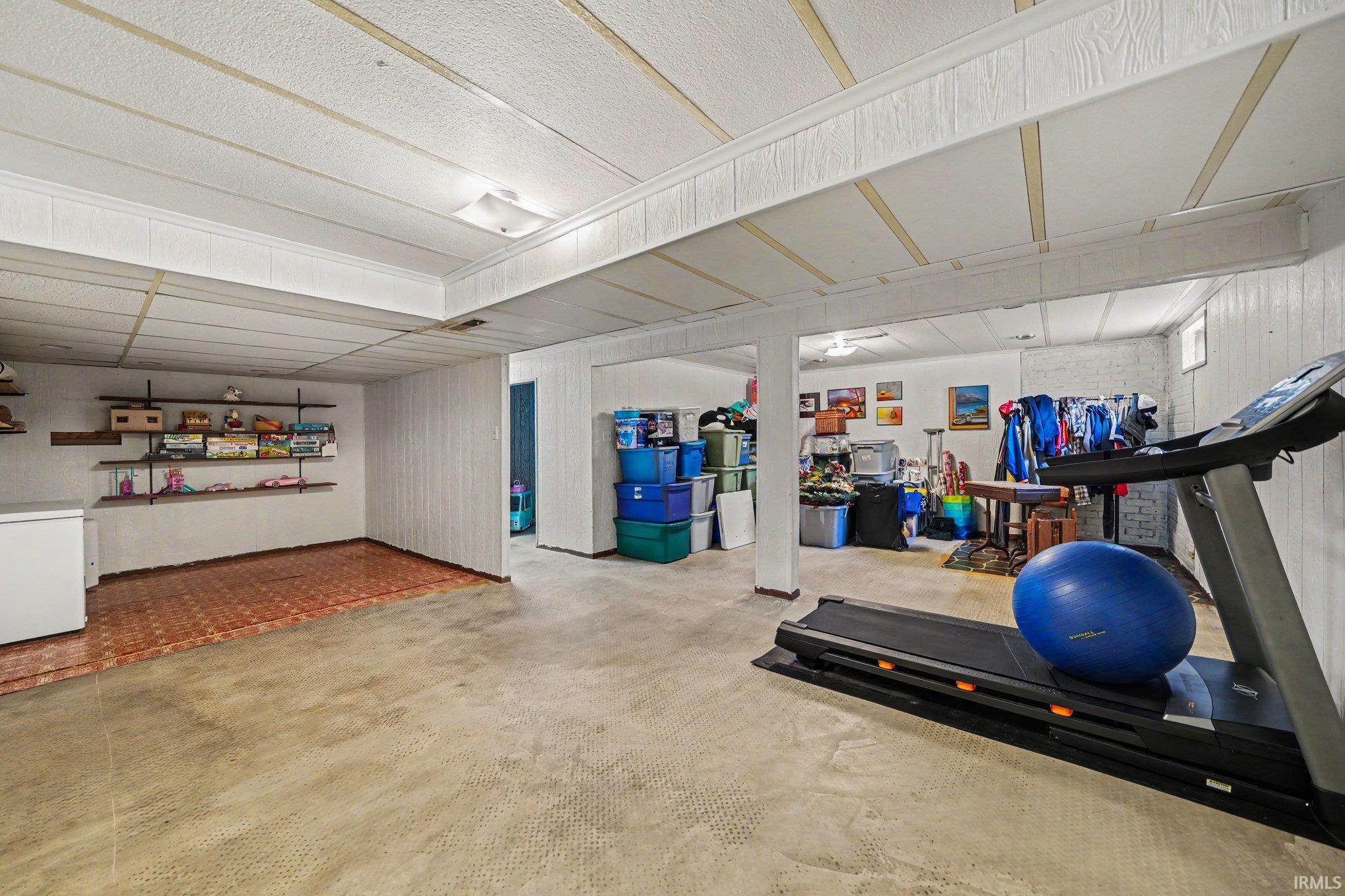 515 Sunset Lane Middlebury IN 46540