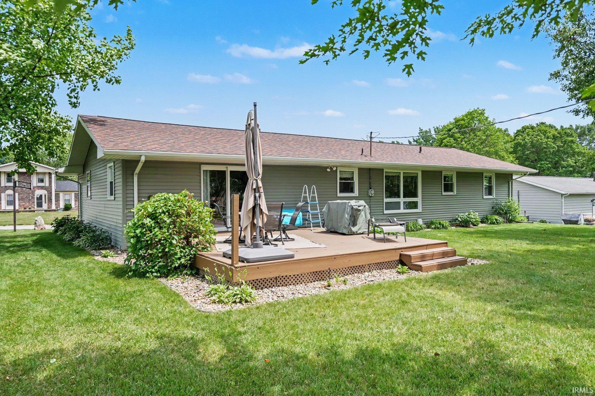 515 Sunset Lane Middlebury IN 46540