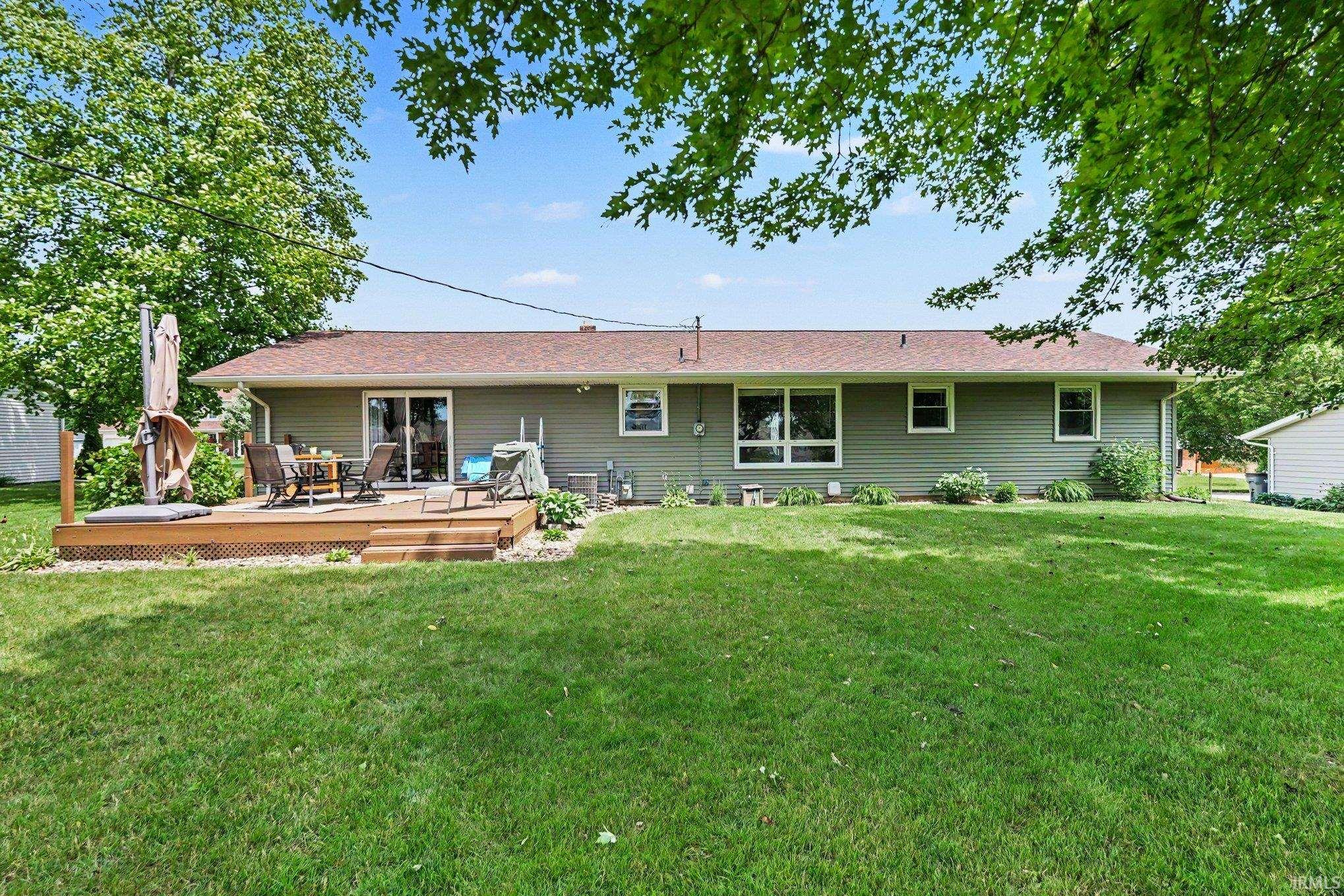 515 Sunset Lane Middlebury IN 46540
