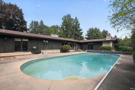 17636 Turf Court South Bend IN 46635