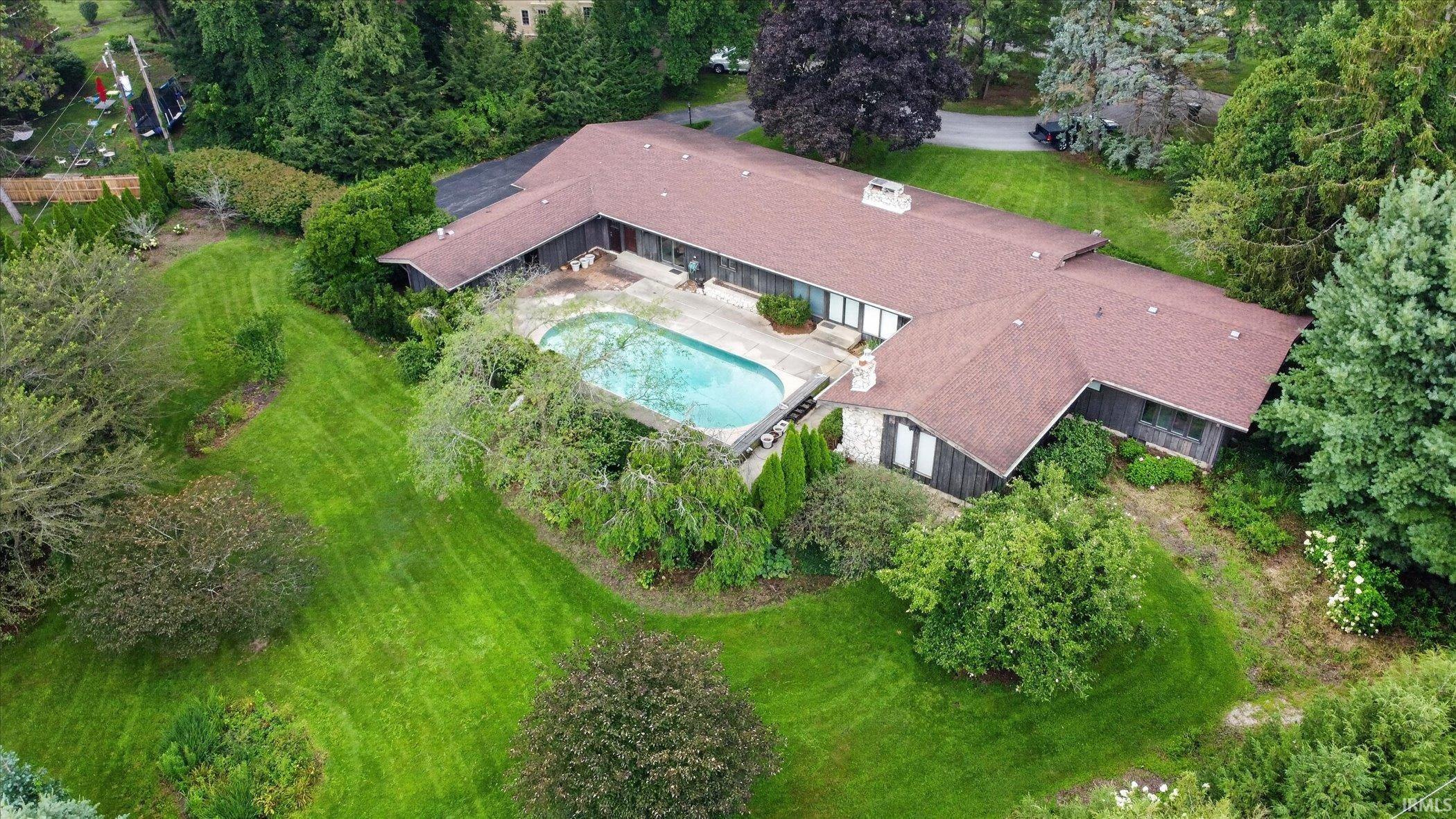 17636 Turf Court South Bend IN 46635