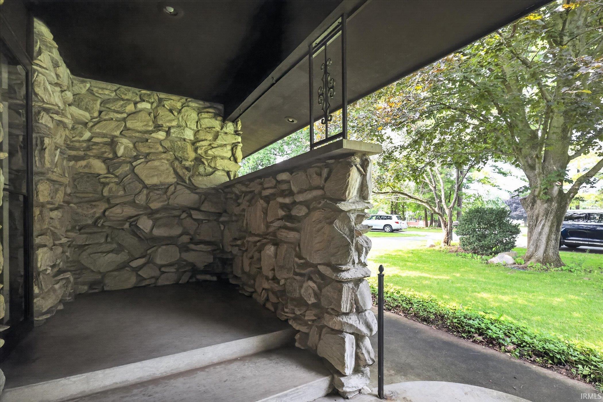 17636 Turf Court South Bend IN 46635