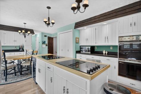 17636 Turf Court South Bend IN 46635