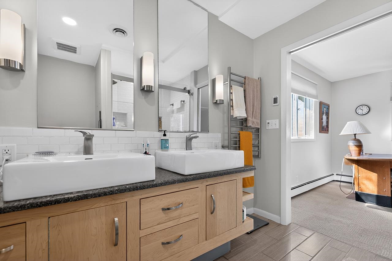 26103 Vista Lane Elkhart IN 46517