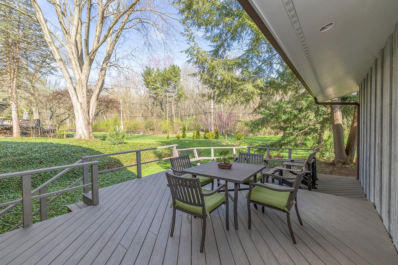 26103 Vista Lane Elkhart IN 46517