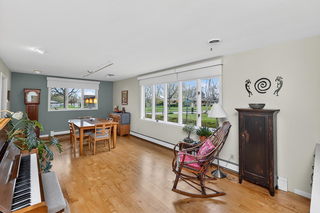 26103 Vista Lane Elkhart IN 46517