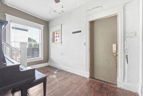 208 S Franklin Street Garrett IN 46738