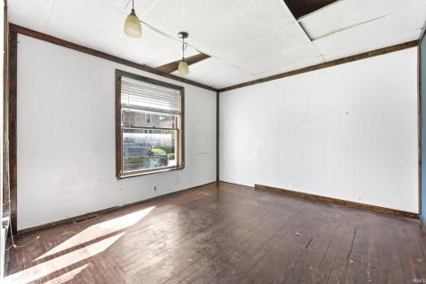 208 S Franklin Street Garrett IN 46738