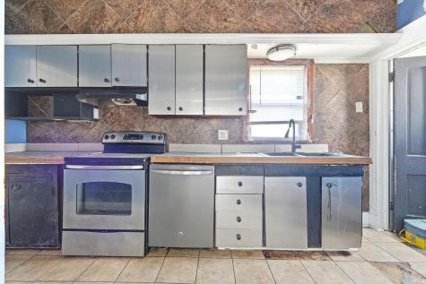 208 S Franklin Street Garrett IN 46738
