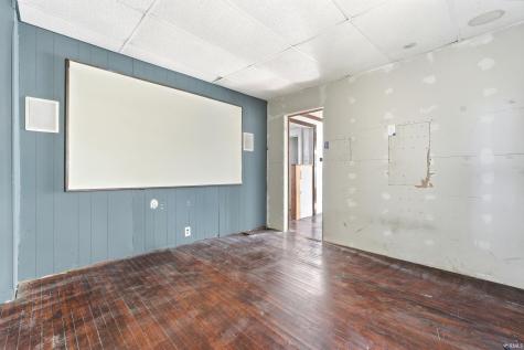 208 S Franklin Street Garrett IN 46738