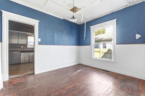 208 S Franklin Street Garrett IN 46738