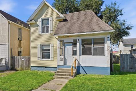 208 S Franklin Street Garrett IN 46738