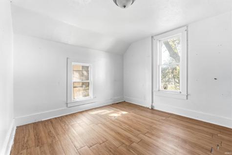 208 S Franklin Street Garrett IN 46738