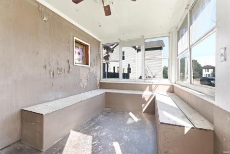 208 S Franklin Street Garrett IN 46738