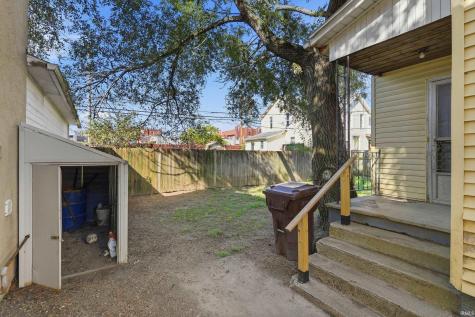 208 S Franklin Street Garrett IN 46738