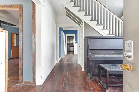 208 S Franklin Street Garrett IN 46738