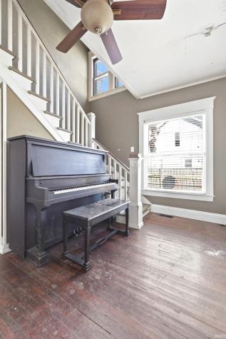 208 S Franklin Street Garrett IN 46738