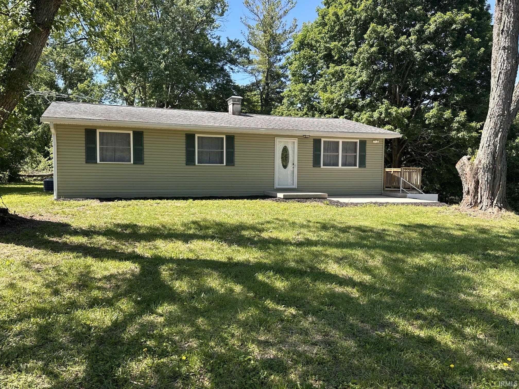 1742 E Range Line Road Greencastle IN 46135