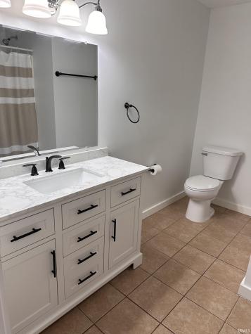 1742 E Range Line Road Greencastle IN 46135