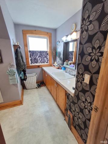 17 E Ramey Street Rossville IN 46065