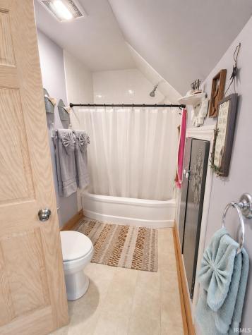 17 E Ramey Street Rossville IN 46065
