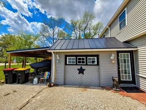 17 E Ramey Street Rossville IN 46065