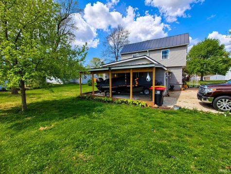 17 E Ramey Street Rossville IN 46065