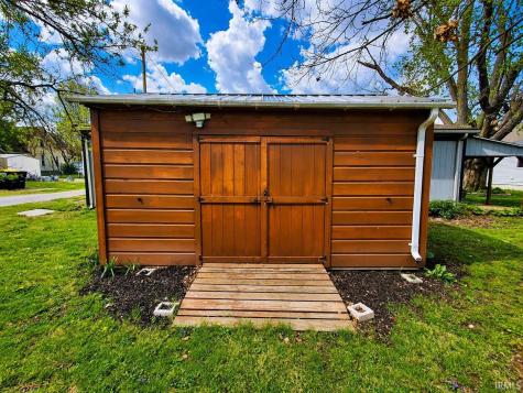 17 E Ramey Street Rossville IN 46065