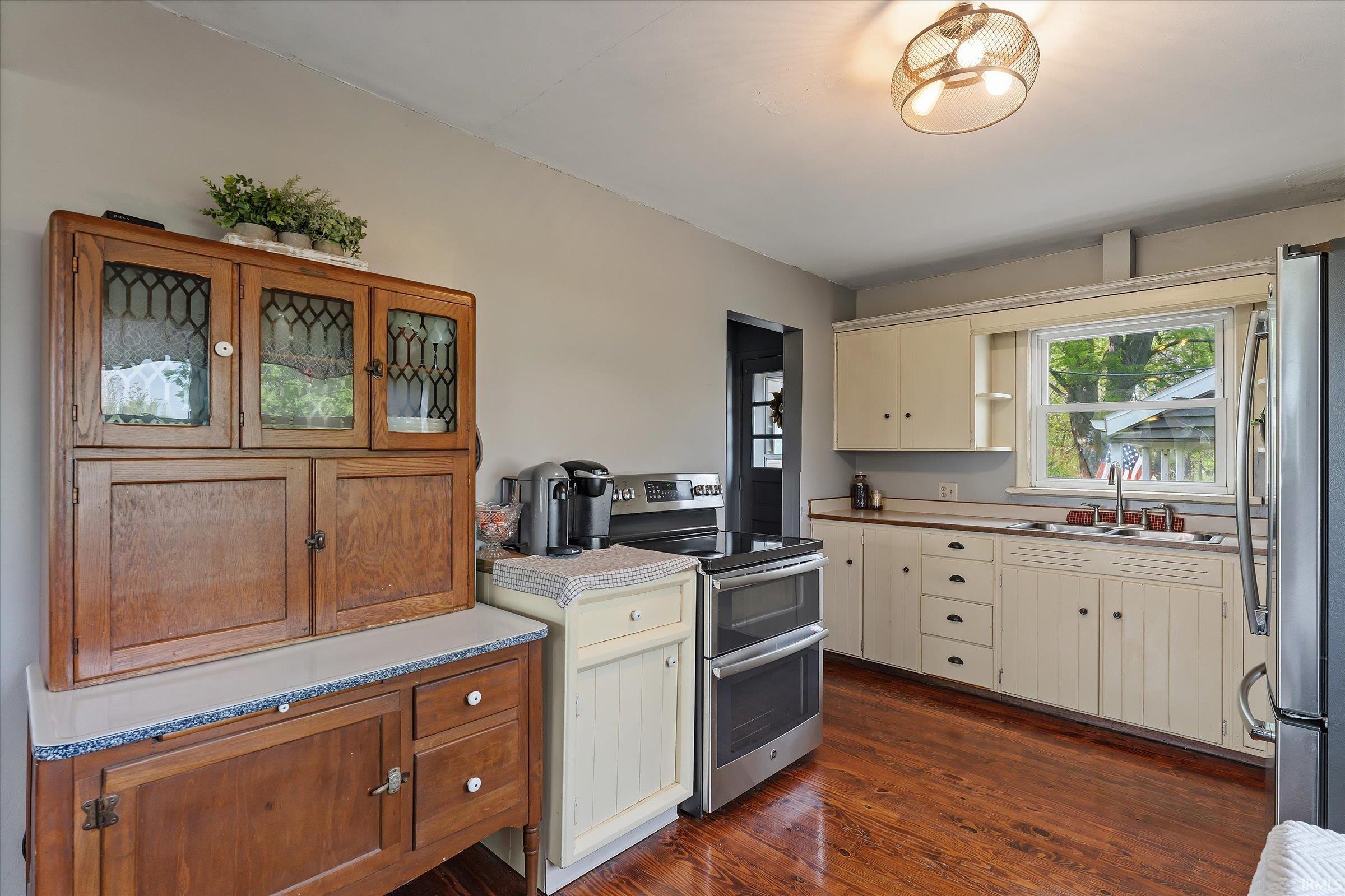 17281 Quinn Road Bremen IN 46506