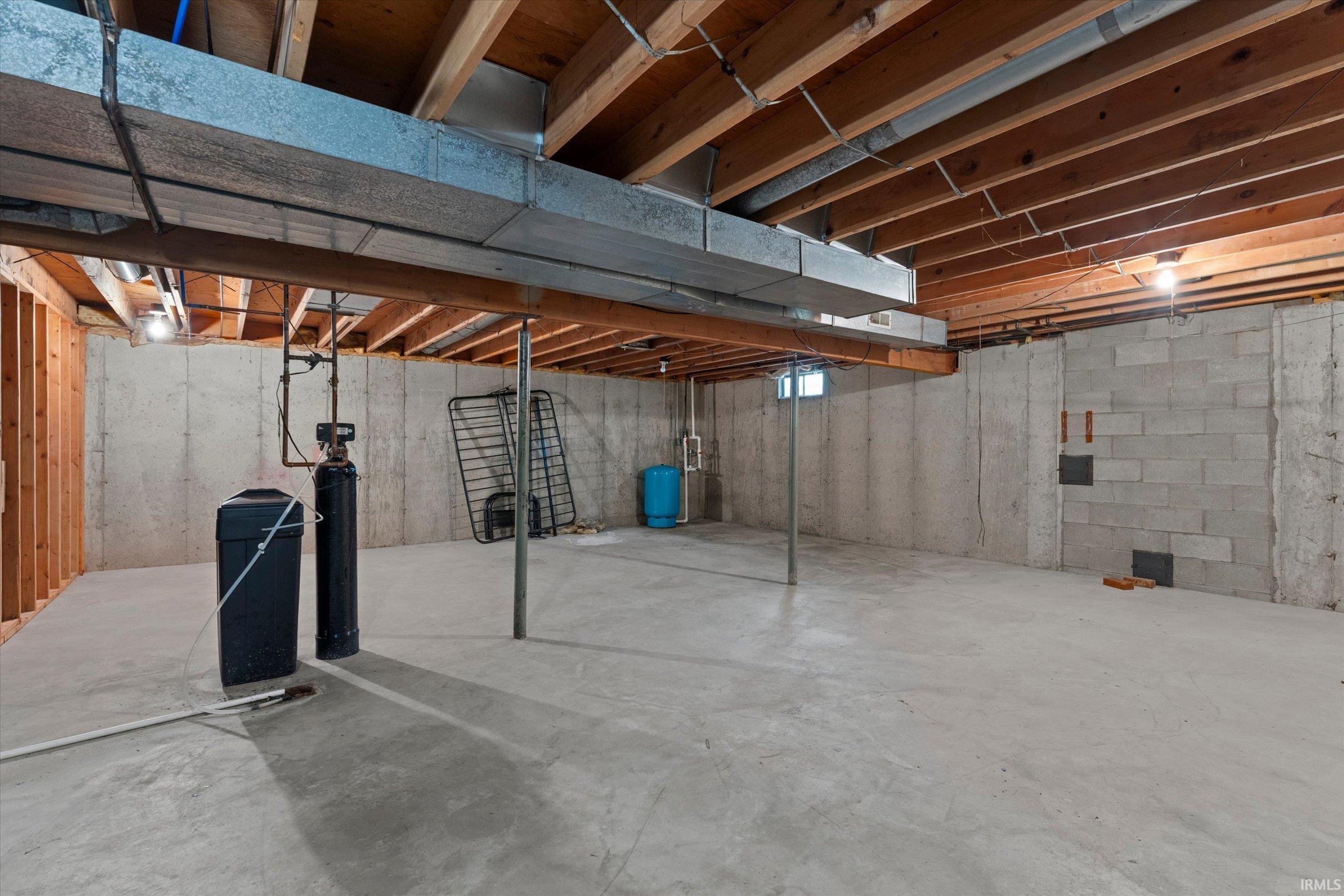 50570 Tarrington Way Granger IN 46530