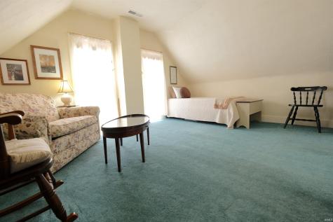 621 W Oak Street Ellettsville IN 47429