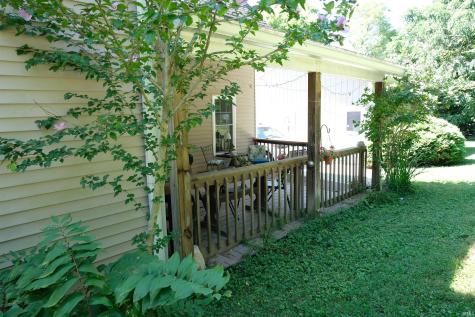 621 W Oak Street Ellettsville IN 47429