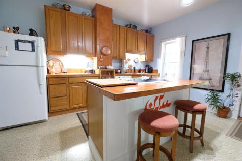 621 W Oak Street Ellettsville IN 47429