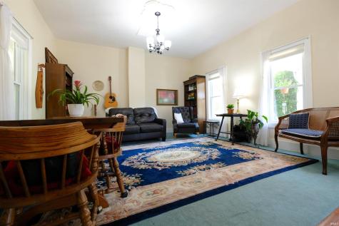 621 W Oak Street Ellettsville IN 47429