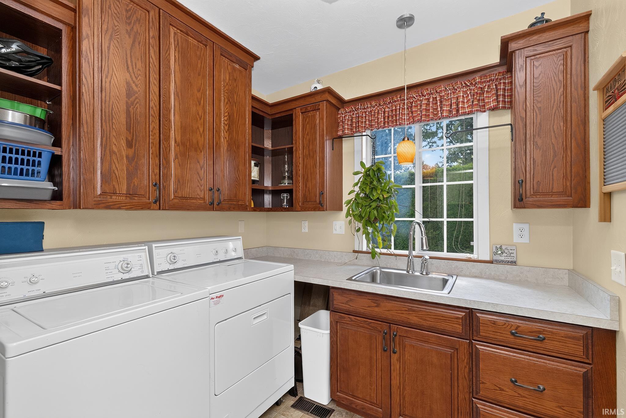 219 W La Salle Avenue Mishawaka IN 46545
