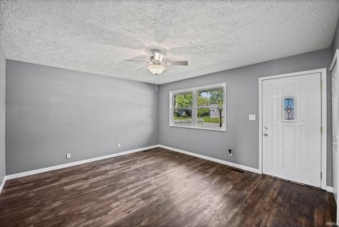2560 Robinwood Drive Lafayette IN 47909