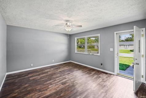 2560 Robinwood Drive Lafayette IN 47909