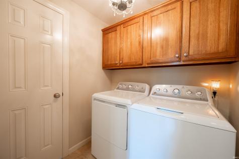 345 Rockwell Avenue Roanoke IN 46783