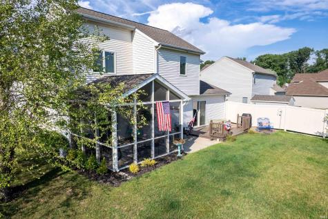 345 Rockwell Avenue Roanoke IN 46783