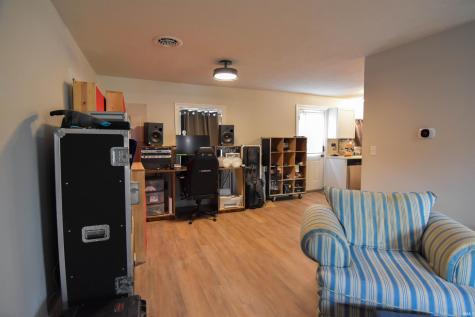 9415 Highway 66 Wadesville IN 47638