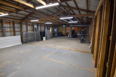 9415 Highway 66 Wadesville IN 47638