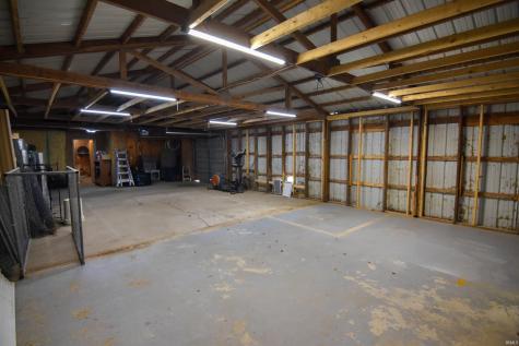 9415 Highway 66 Wadesville IN 47638