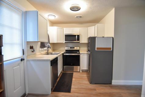 9415 Highway 66 Wadesville IN 47638
