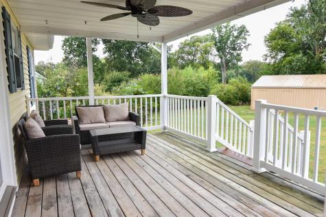 9415 Highway 66 Wadesville IN 47638