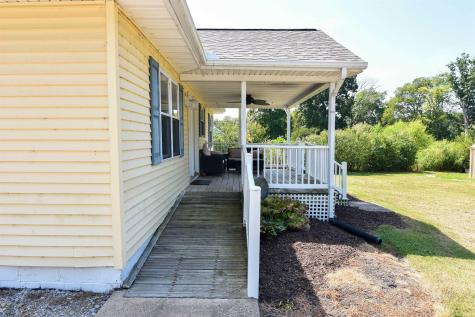 9415 Highway 66 Wadesville IN 47638