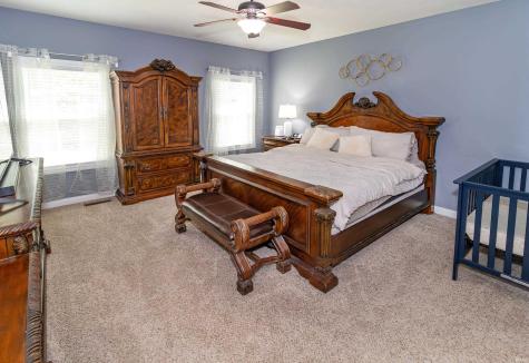 1536 Breezy Creek Drive Evansville IN 47720
