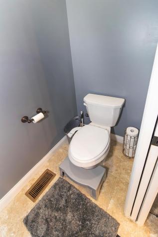 1536 Breezy Creek Drive Evansville IN 47720