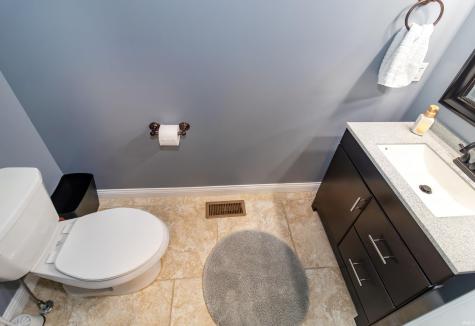 1536 Breezy Creek Drive Evansville IN 47720