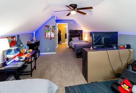 1536 Breezy Creek Drive Evansville IN 47720